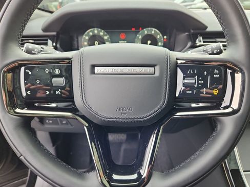 Used 2026 Land Rover Range Rover Velar S AWD/4WD image 18