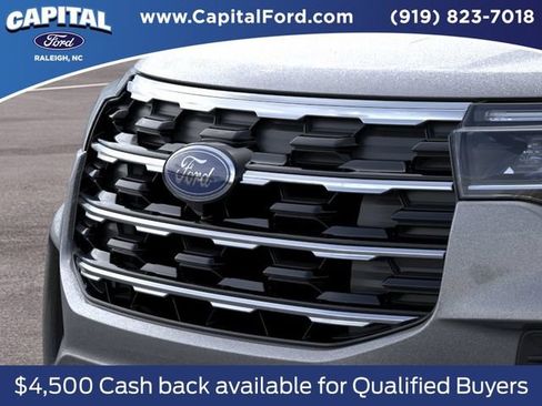 New 2026 Ford Explorer Active RWD image 17