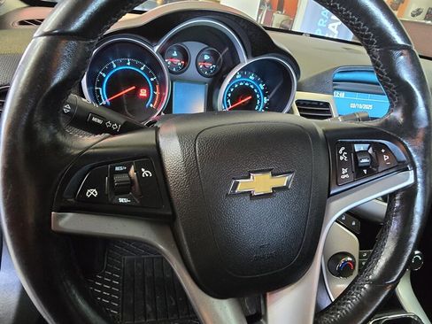 Used 2012 Chevrolet Cruze LT image 16