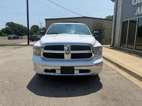 Used 2019 RAM 1500 Classic SLT RWD image 3