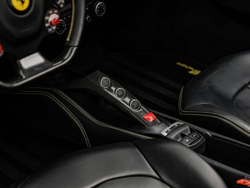 Used 2017 Ferrari 488 Spider image 75