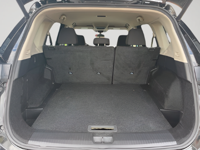 Used 2025 Nissan Rogue SV AWD/4WD image 7
