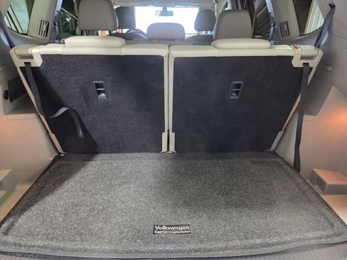 Used 2018 Volkswagen Atlas SE image 18