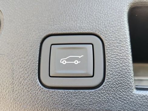 New 2026 GMC Terrain AT4 w/ Convenience Package III image 6