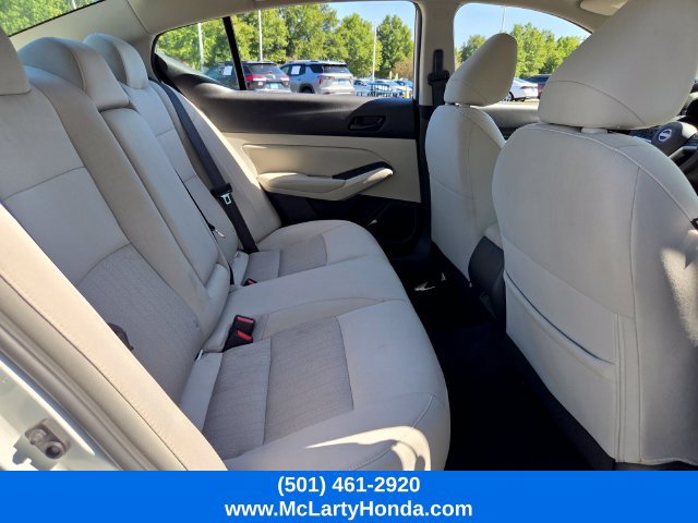 Used 2025 Nissan Altima 2.5 SV FWD image 15