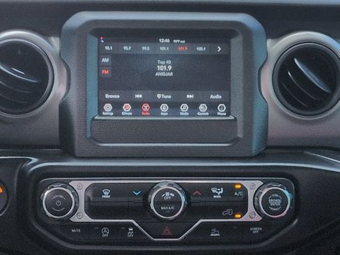 Used 2022 Jeep Wrangler Unlimited Sport AWD/4WD image 18