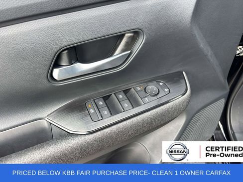 Used 2025 Nissan Kicks SV image 15