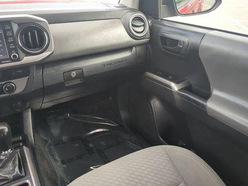 Certified 2022 Toyota Tacoma SR5 w/ Technology Package RWD image 17