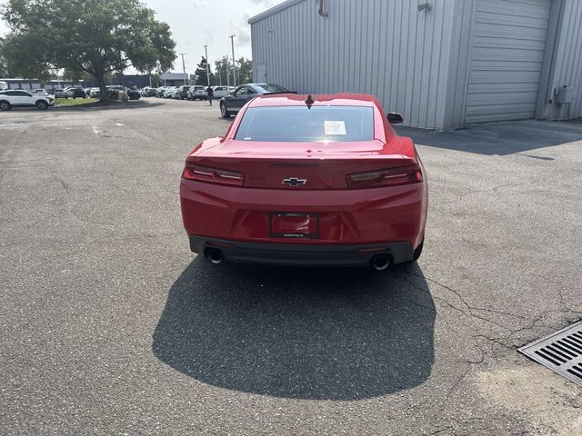 Used 2016 Chevrolet Camaro LT RWD image 6