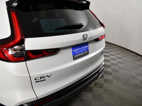 Certified 2025 Honda CR-V Sport-L image 15
