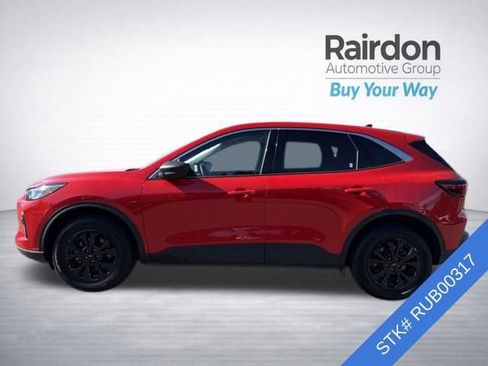 Used 2024 Ford Escape Active AWD/4WD image 4