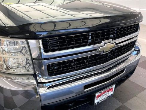 Used 2008 Chevrolet Silverado 2500 LT w/ 1LT Convenience Package AWD/4WD image 29