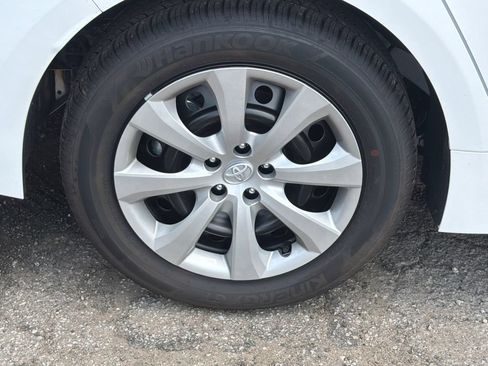 New 2026 Toyota Corolla LE FWD image 17