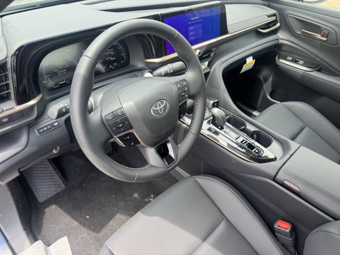 New 2026 Toyota Crown AWD/4WD image 9