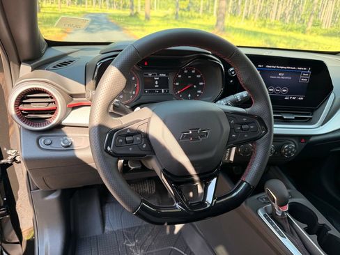 New 2026 Chevrolet Trax RS w/ Driver Confidence Package FWD image 15