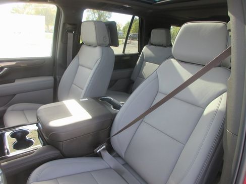 New 2026 GMC Yukon Elevation w/ Elevation Premium Package image 13