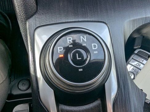 Used 2022 Ford Escape SE w/ Convenience Package image 34