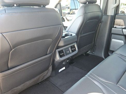 New 2025 Ford F250 Lariat w/ Lariat Ultimate Package image 16