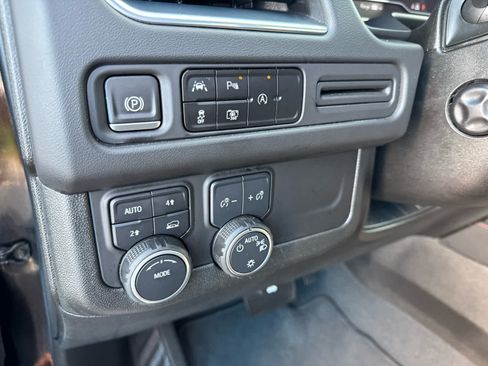 Used 2023 Chevrolet Tahoe RST w/ Luxury Package AWD/4WD image 24