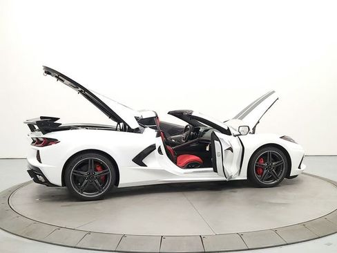 New 2026 Chevrolet Corvette Stingray Coupe w/ 1LT RWD image 15