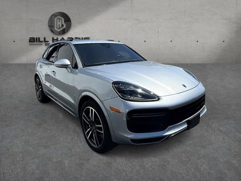 Used 2020 Porsche Cayenne Turbo AWD/4WD image 3