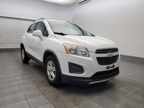 Used 2016 Chevrolet Trax LT w/ LT Convenience Package image 13