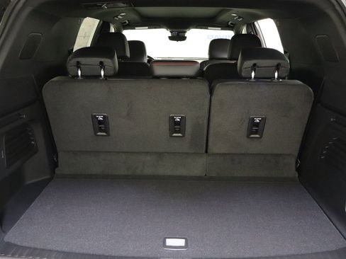 New 2026 Chevrolet Traverse RS image 9