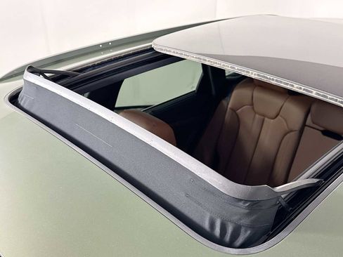 Used 2024 Audi Q5 e Premium Plus w/ Premium Plus Package image 20