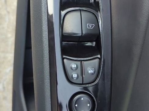 Used 2024 Nissan Altima 2.5 SR image 14