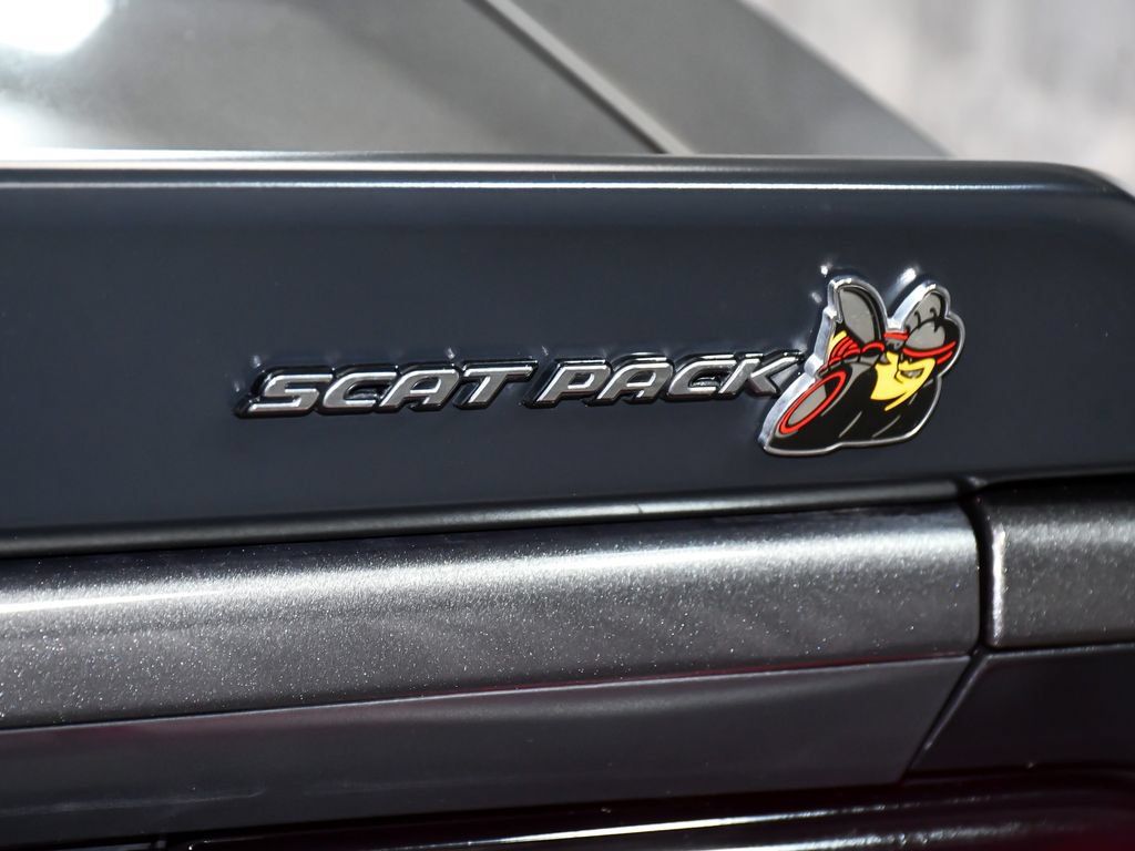 Used 2022 Dodge Challenger R/T Scat Pack RWD image 84