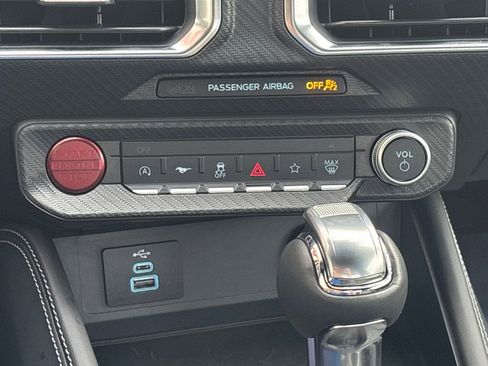 Used 2025 Ford Mustang GT Premium image 13