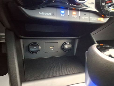 Certified 2023 Hyundai Kona SEL AWD/4WD image 23