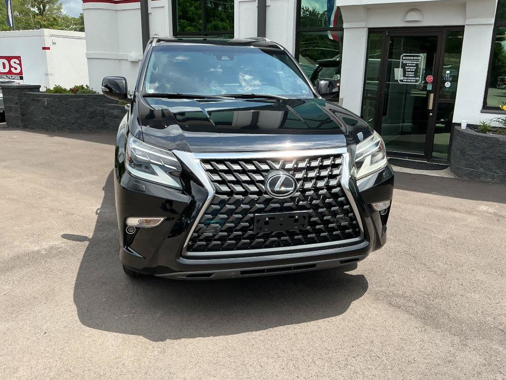 Used 2022 Lexus GX 460 Premium w/ Premium Package AWD/4WD image 2