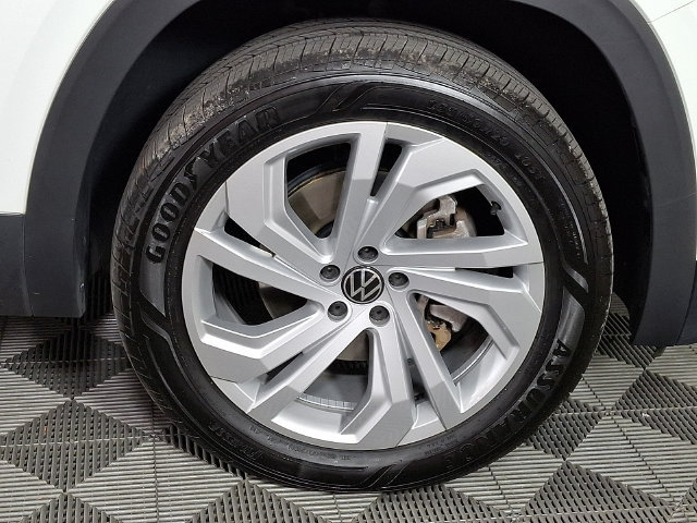 Used 2023 Volkswagen Atlas SE w/ Panoramic Sunroof Package AWD/4WD image 11