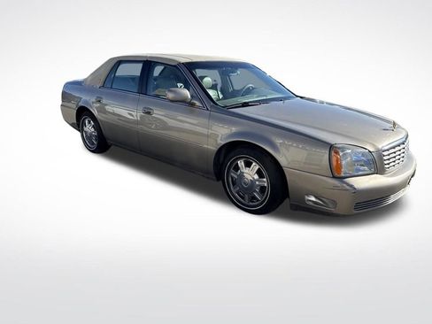 Used 2003 Cadillac De Ville w/ Comfort & Convenience Package image 7