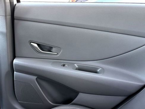 Used 2024 Hyundai Elantra SEL w/ Convenience Package image 20