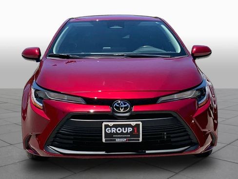 Used 2026 Toyota Corolla LE FWD image 4