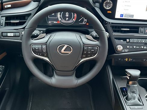 New 2025 Lexus ES 350 w/ Premium Package image 11