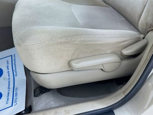 Used 2006 Toyota Corolla CE FWD image 22
