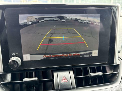 Used 2024 Toyota RAV4 LE image 22