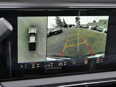 New 2026 GMC Sierra 2500 AT4X w/ LPO, Black Badging Package image 9