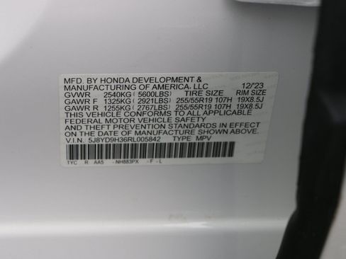 Used 2024 Acura MDX FWD image 30