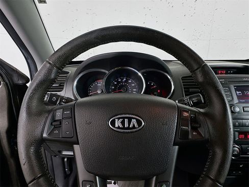 Used 2013 Kia Sorento EX image 11