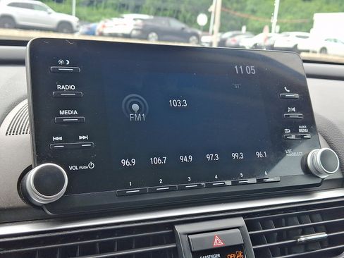 Used 2019 Honda Accord LX image 16