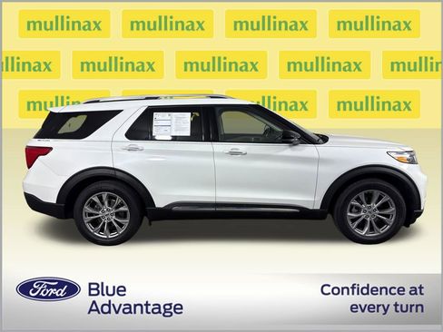 Certified 2021 Ford Explorer Limited w/ Equipment Group 301A image 2