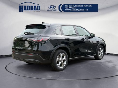 Used 2023 Honda HR-V LX image 5