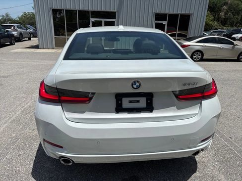 Used 2025 BMW 330i Sedan w/ Convenience Package RWD image 8