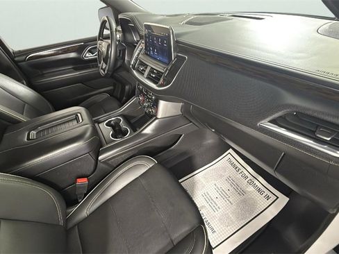 Used 2023 Chevrolet Suburban Premier image 36