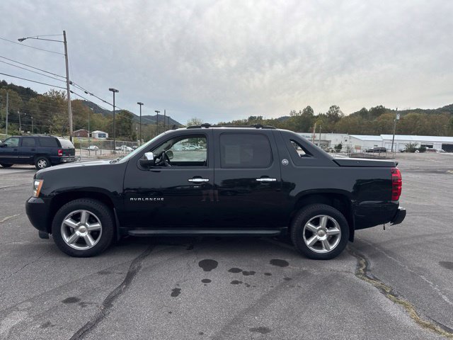 Used 2013 Chevrolet Avalanche LS w/ All-Star Edition AWD/4WD image 5