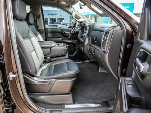 Used 2020 Chevrolet Silverado 1500 LT w/ All-Star Edition image 15